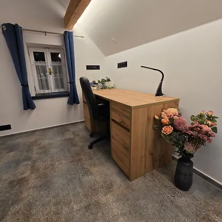 Podkrovni Stylovy Mezonetovy Apartment *